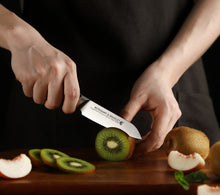 Load image into Gallery viewer, STEWART & BRADLEY 5 Pc Kitchen Knife Set plus Bamboo Block. Premium German Stainless Steel 1.4116